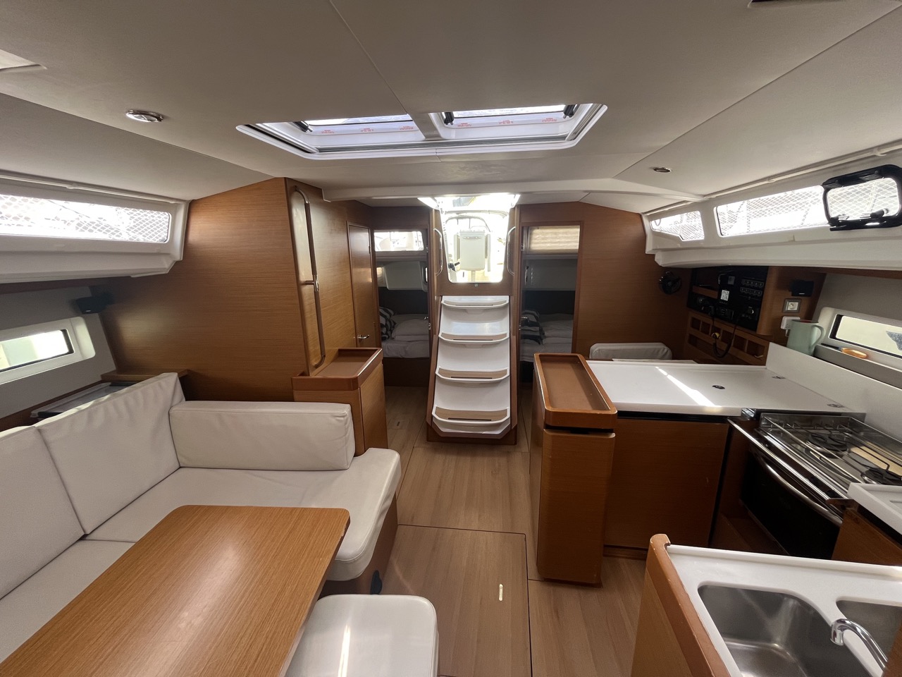 Sun Odyssey 440 — photo 20