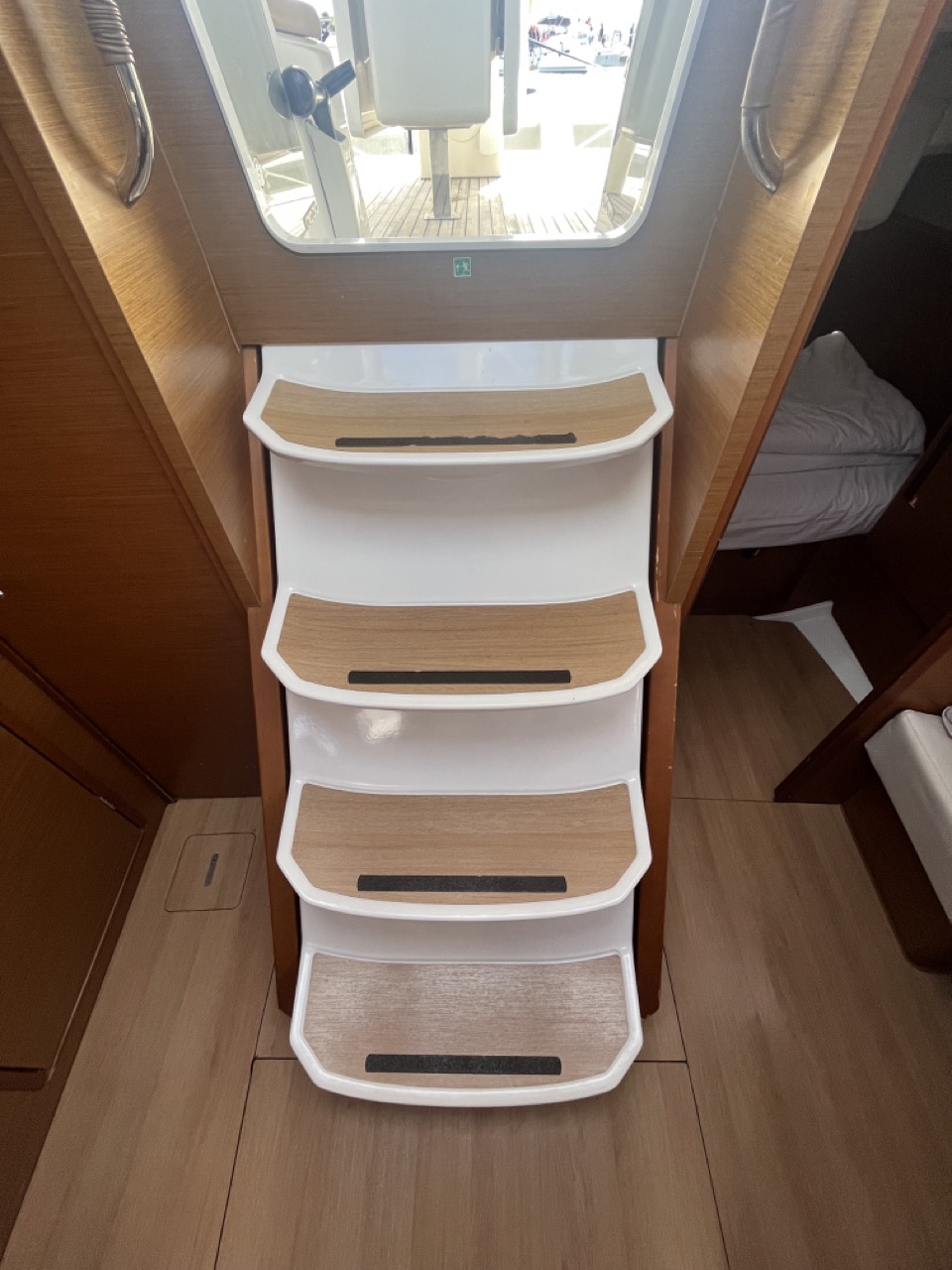Sun Odyssey 440 — photo 5