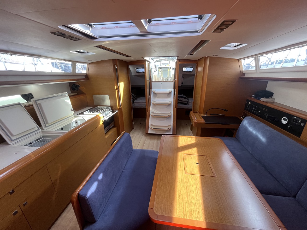 Sun Odyssey 479 — photo 3