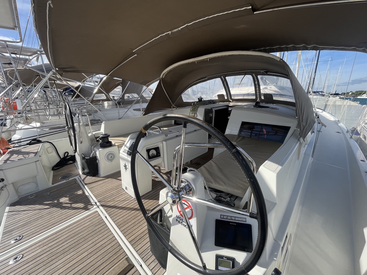 Sun Odyssey 490 — photo 2