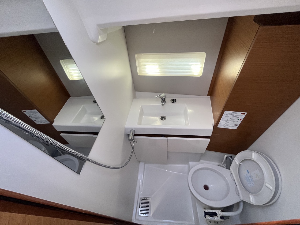 Sun Odyssey 490 — photo 12