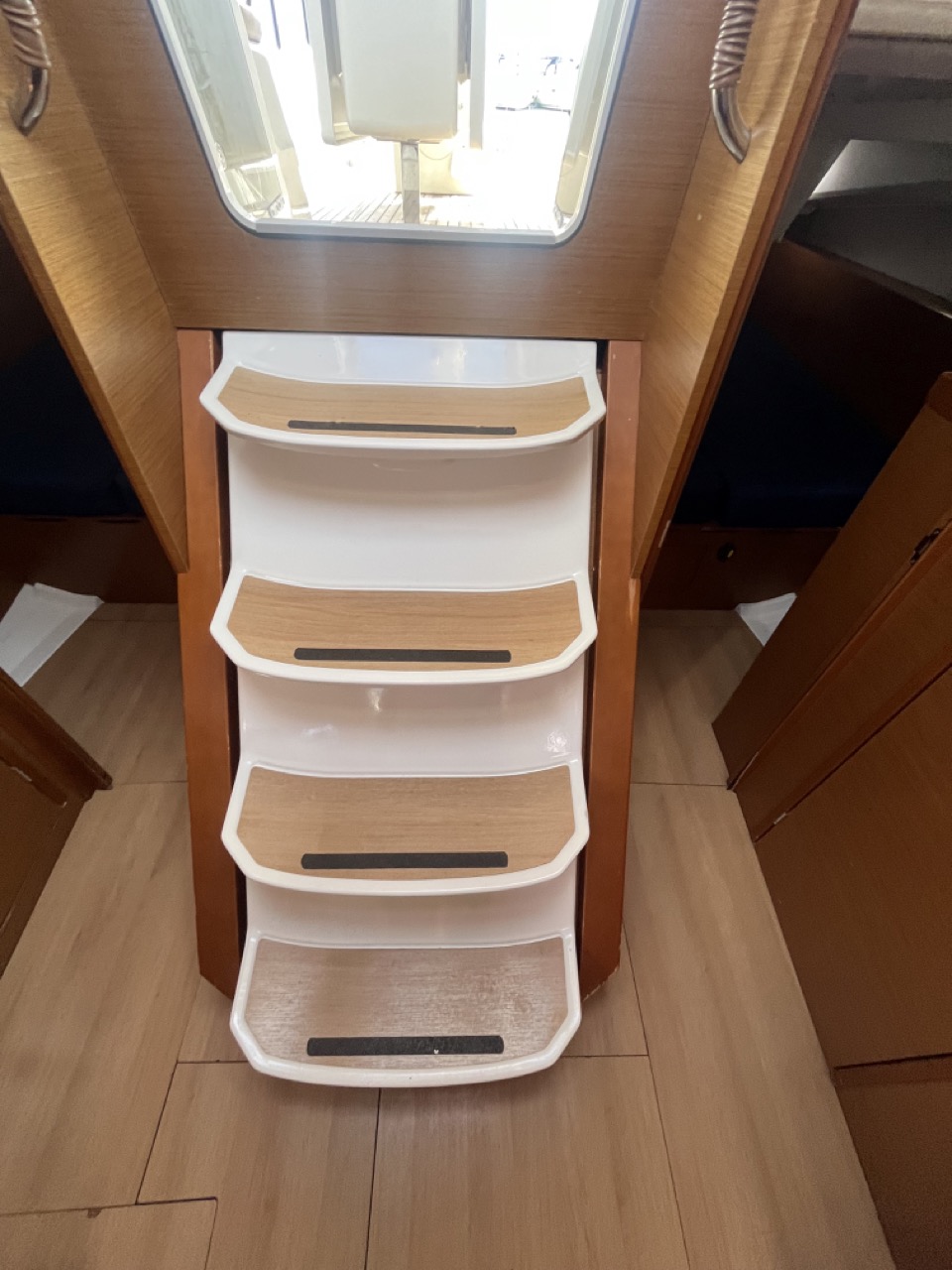 Sun Odyssey 490 — photo 5