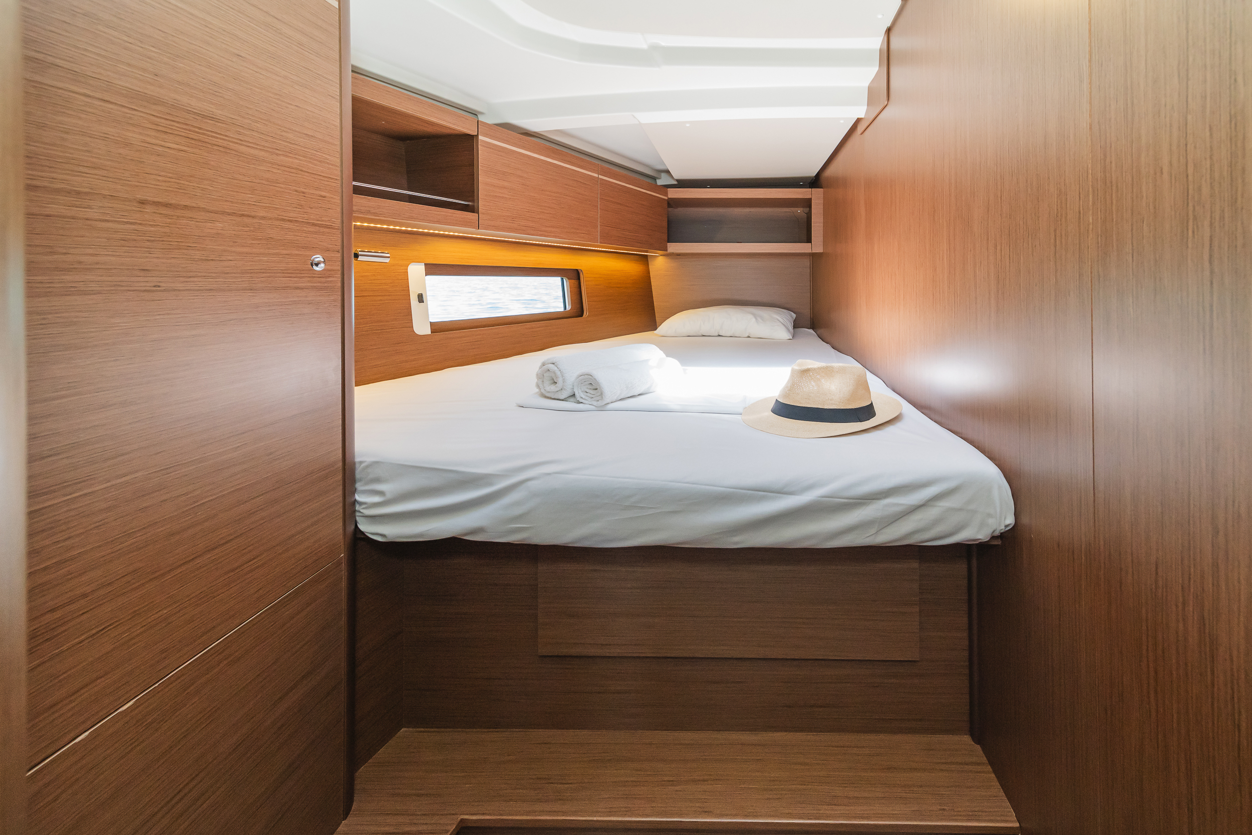 Oceanis 46.1 — photo 7