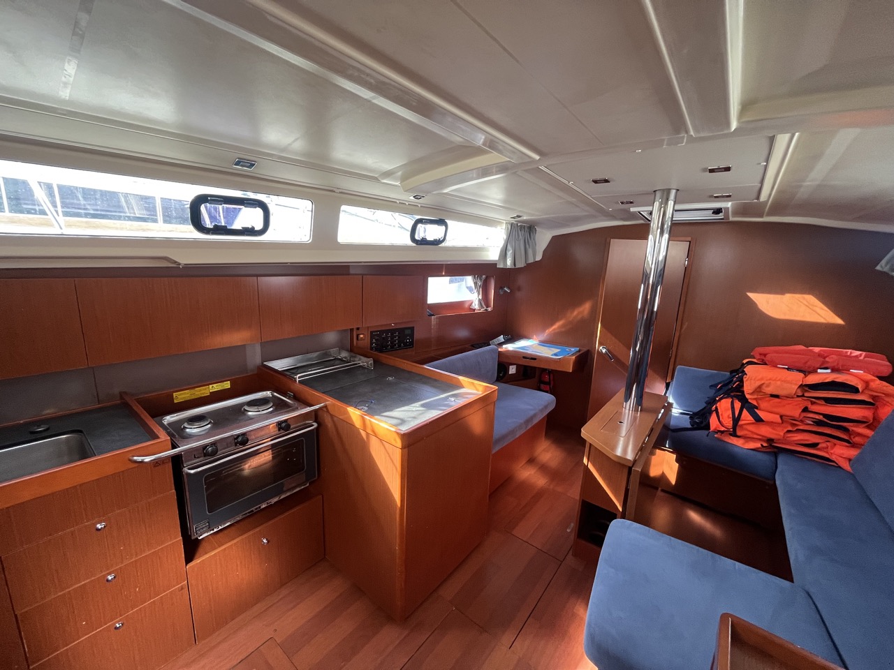 Oceanis 41.1 — photo 3