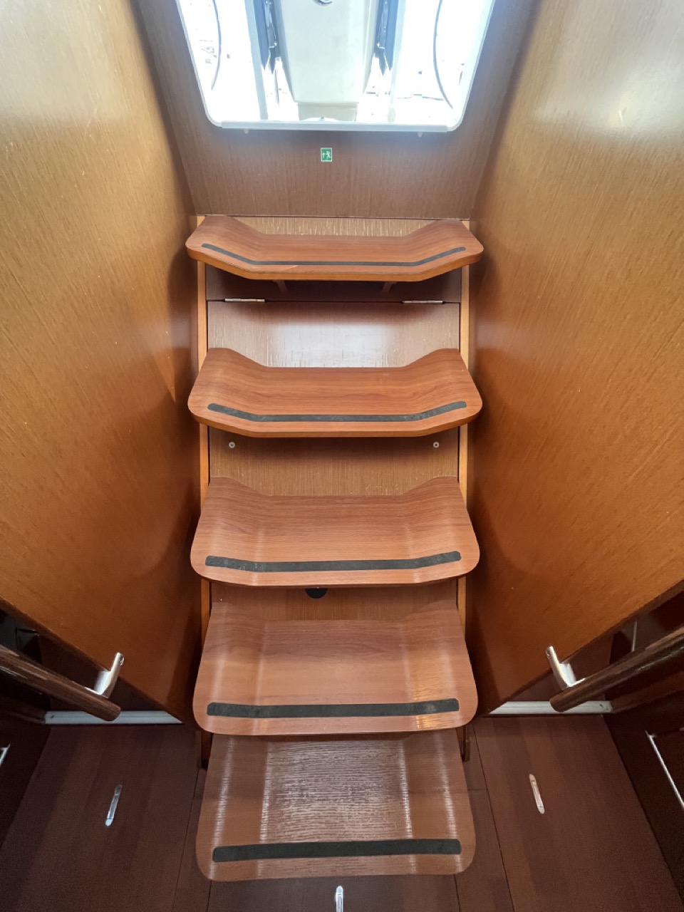 Oceanis 45- 4 cab — photo 3
