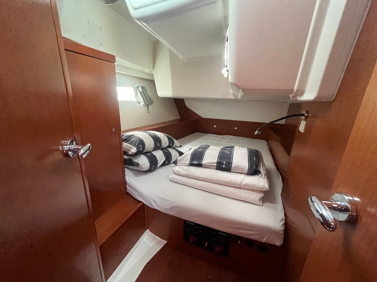 Oceanis 45- 4 cab — photo 2