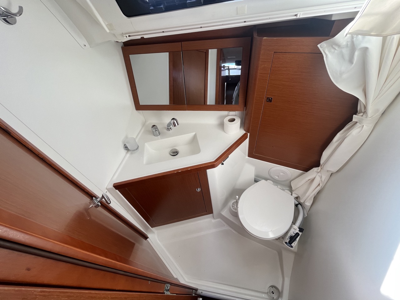Oceanis 45- 4 cab — photo 14