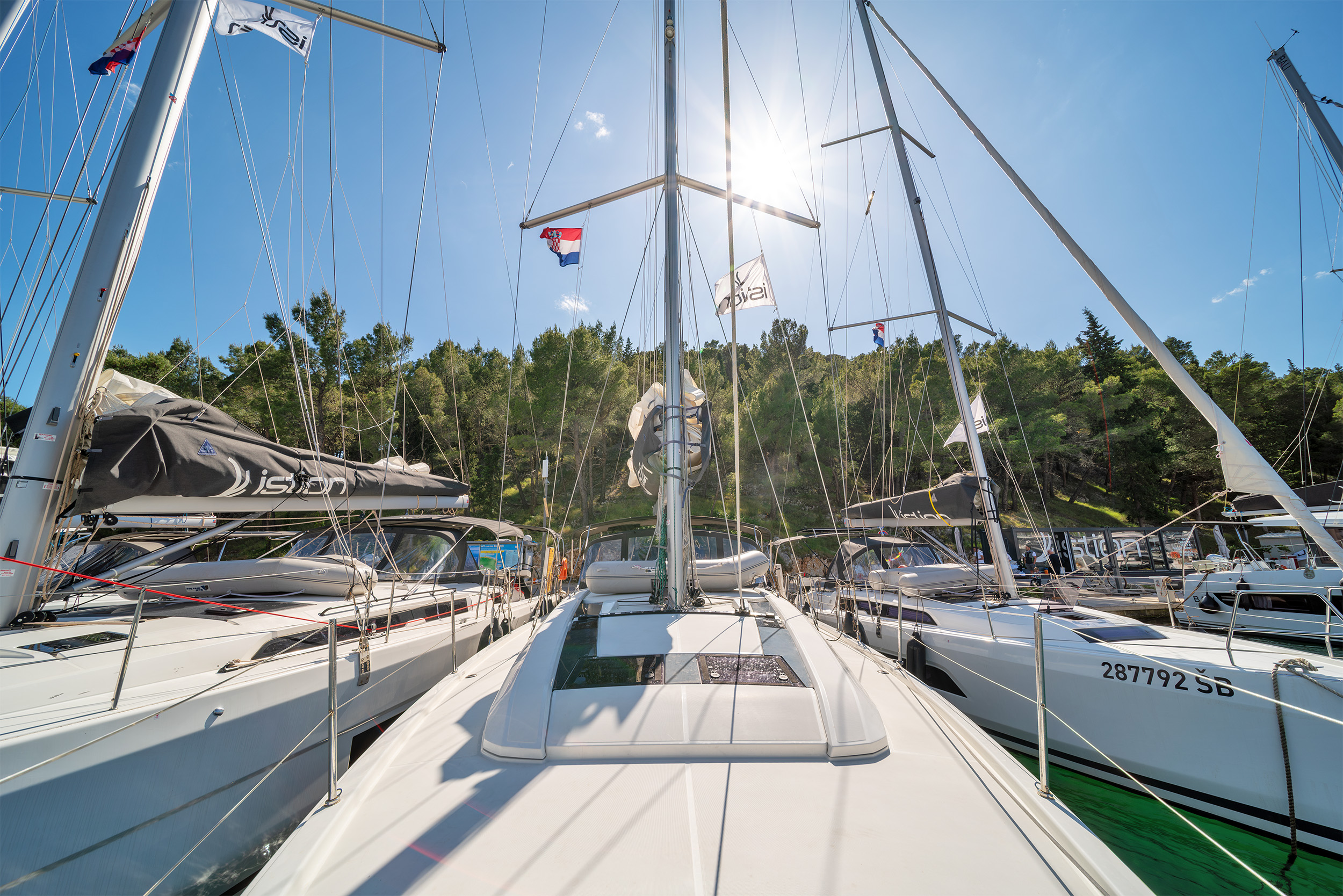 Oceanis 46.1 — photo 8