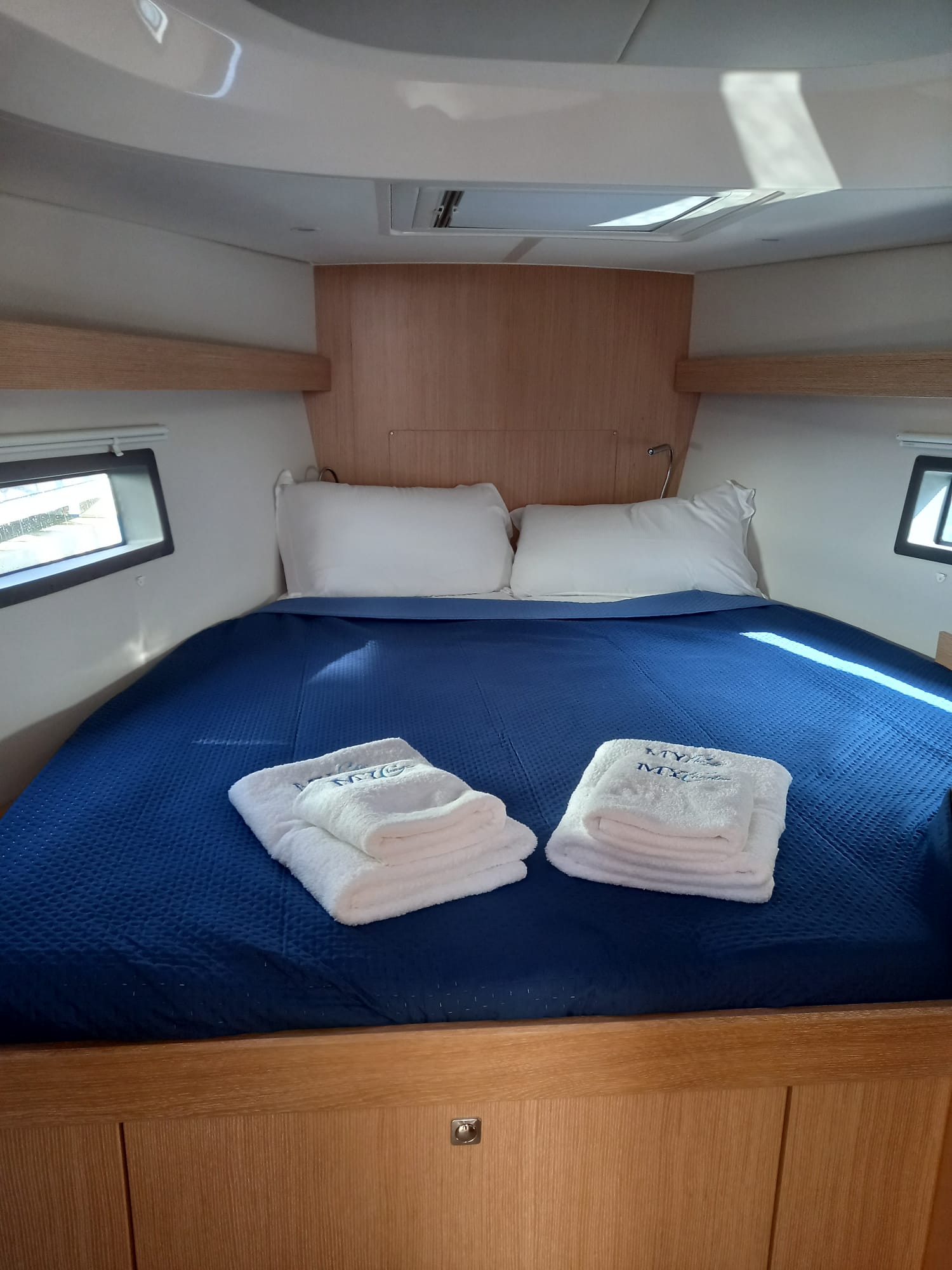 Bavaria C42 — photo 5
