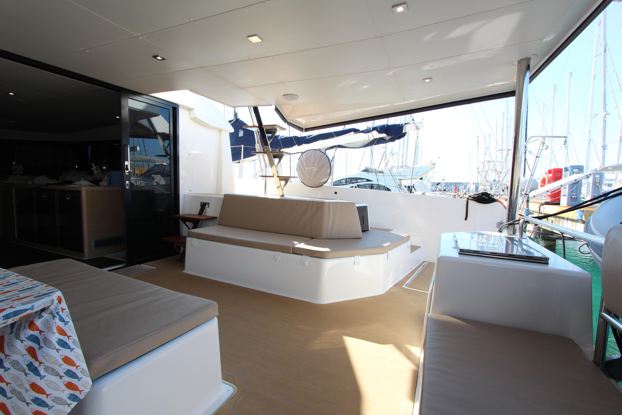 Dufour Catamaran 48 5c+5h — photo 24