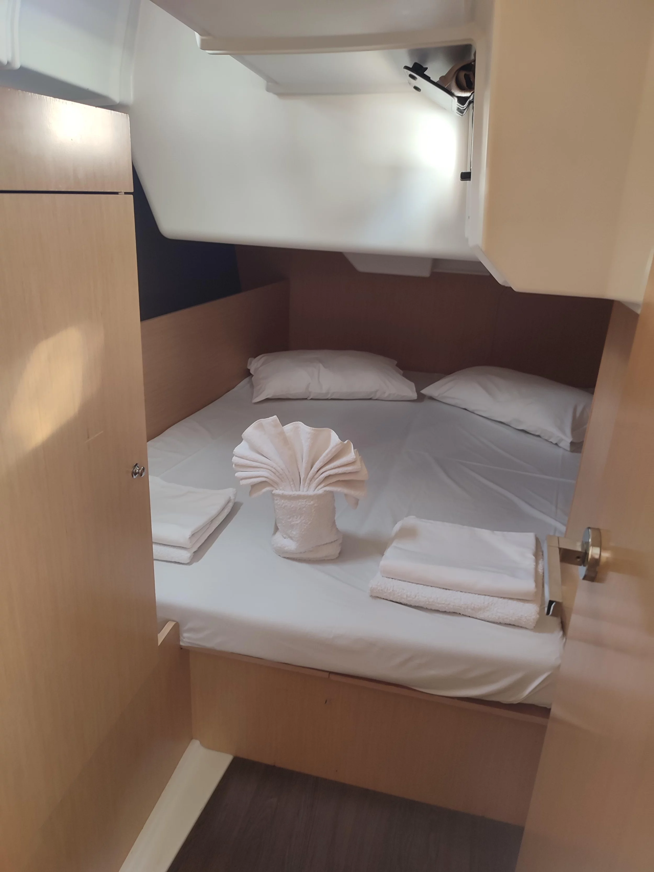 Oceanis 38 (Zografia)  - 4