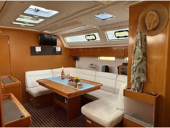 Bavaria Cruiser 46 (Aquilo) Interior image - 6