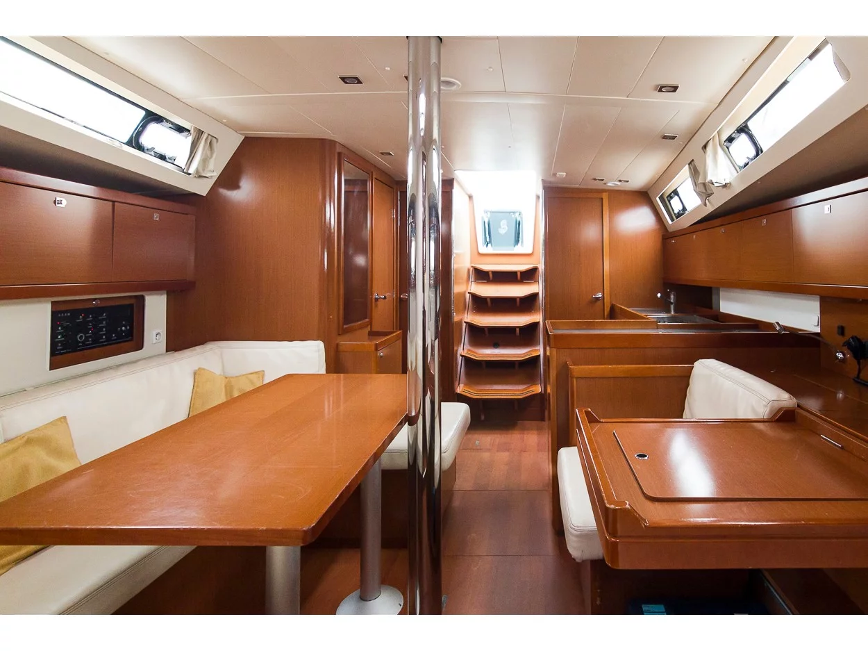 Oceanis 41 (Katalina) Interior image - 2