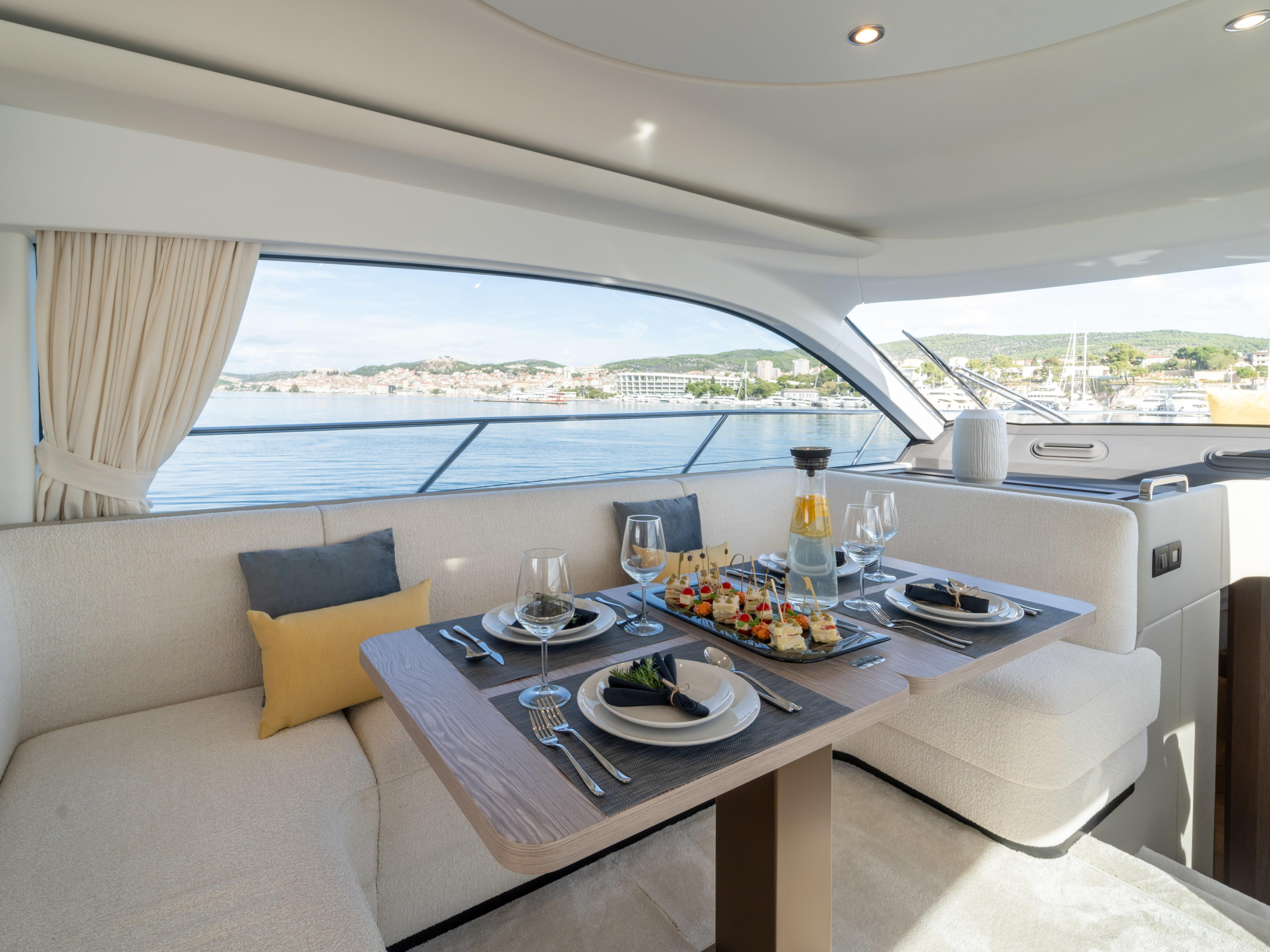 Azimut 53 Fly — photo 4