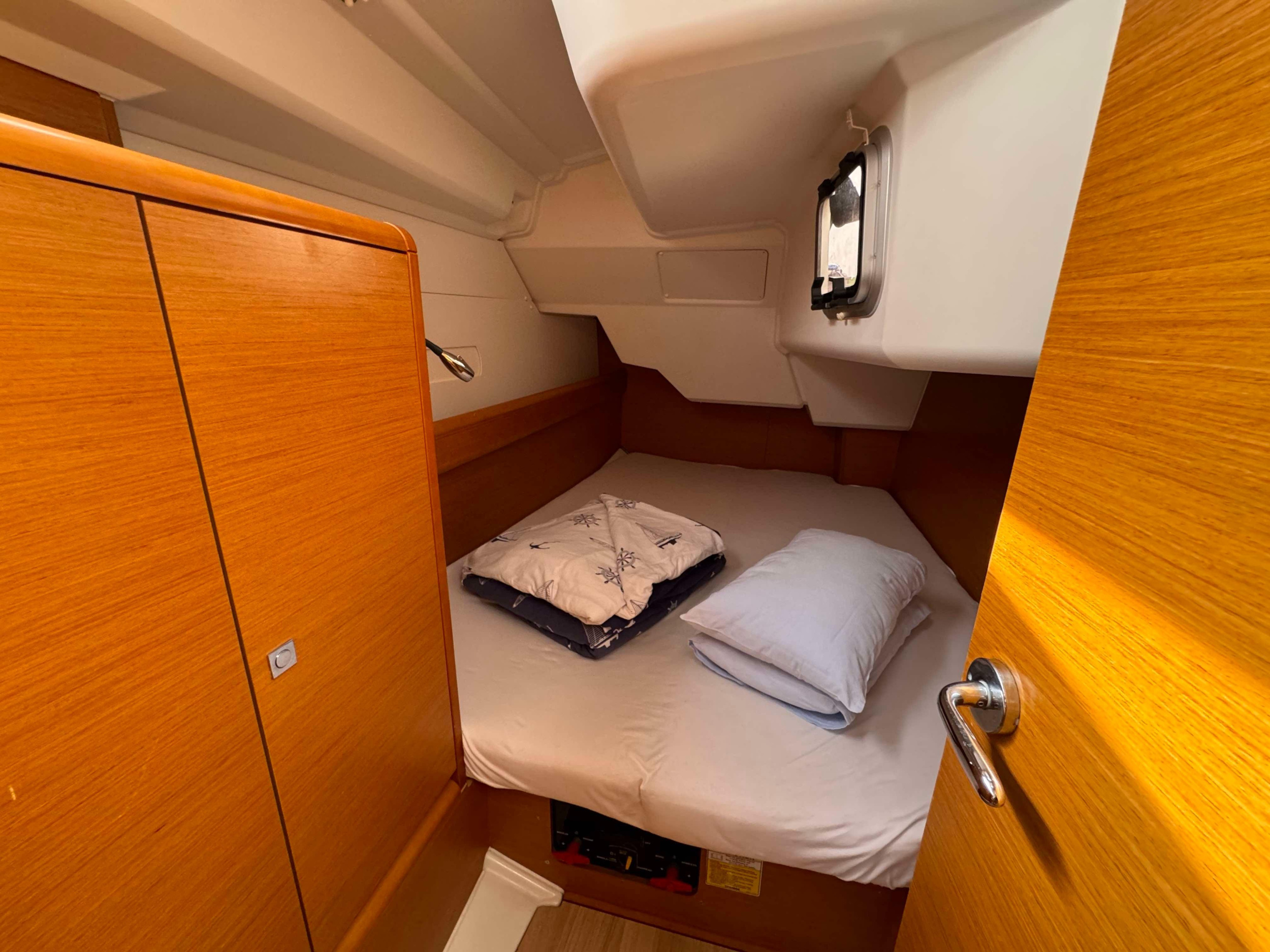 Sun Odyssey 389 - 3 cabins — photo 6