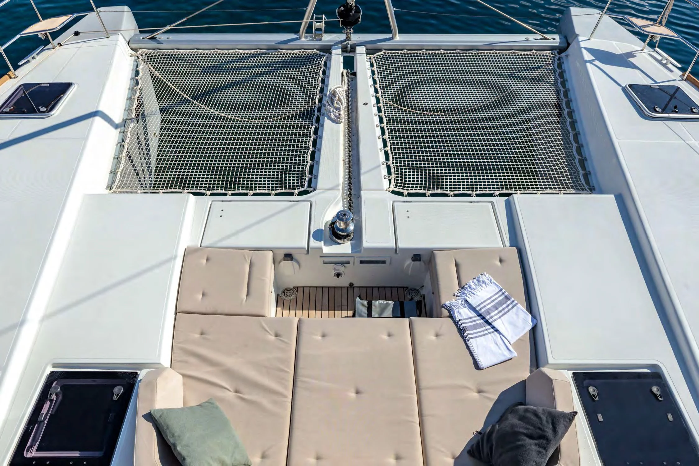 Lagoon 52F (MADININA)  - 11
