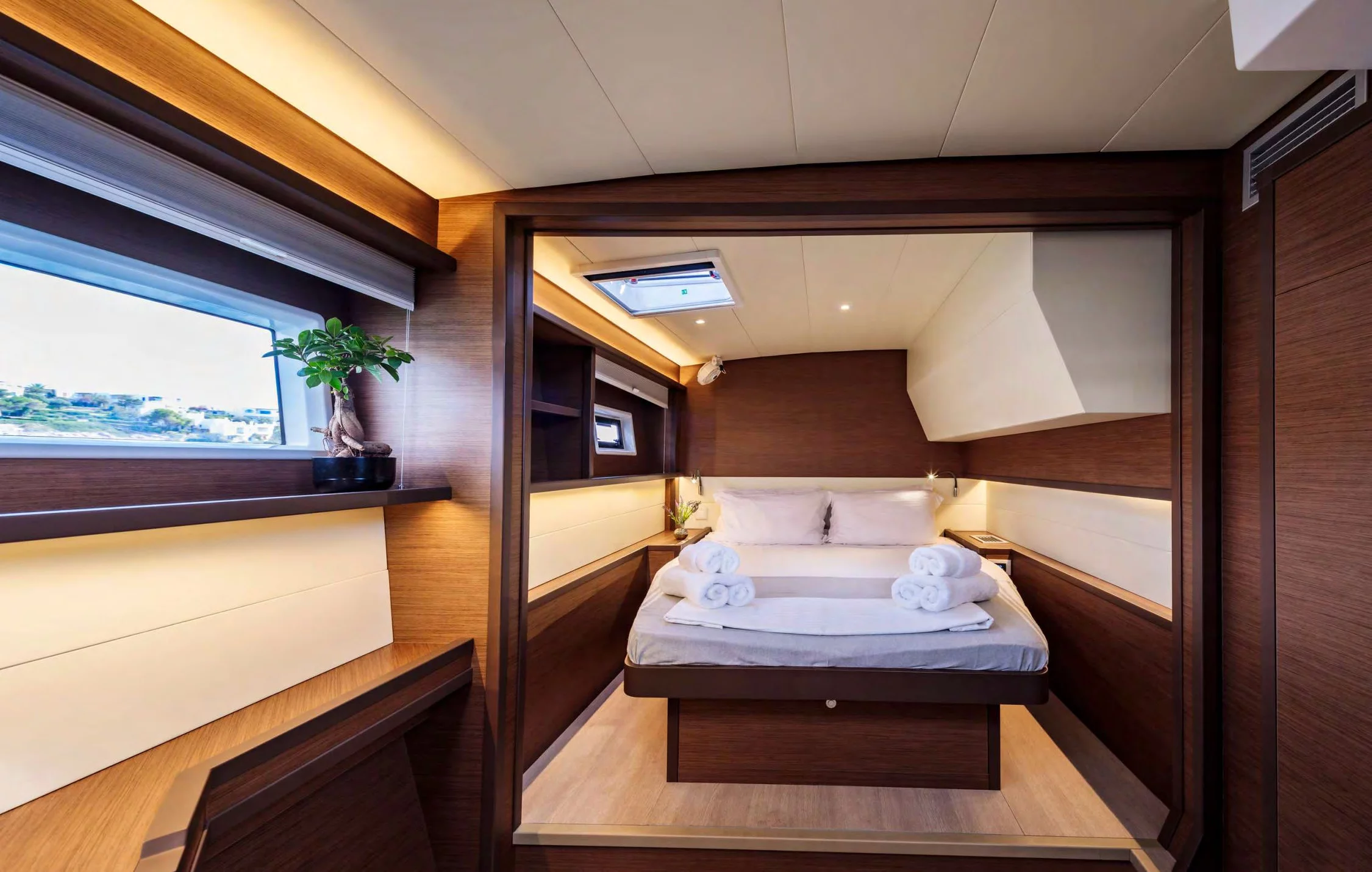 Lagoon 52F (MADININA)  - 9