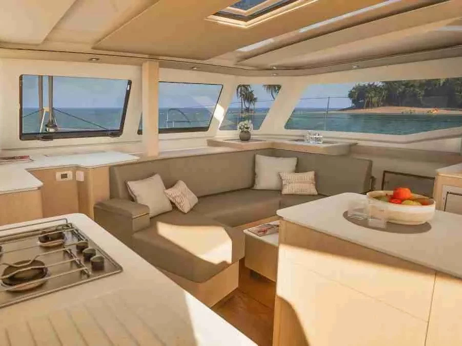 New 41 (Sea Eagle III) Interior image - 4