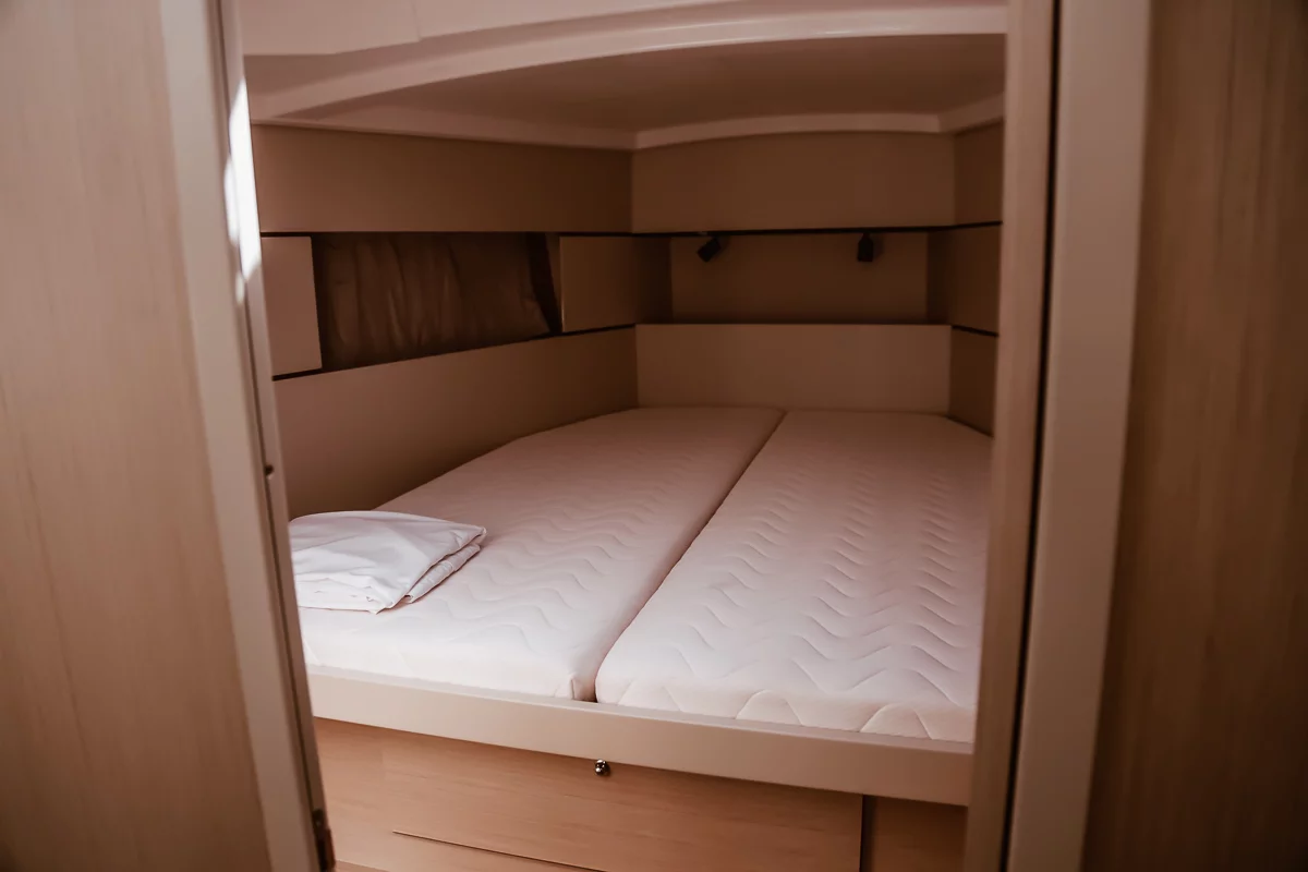 Oceanis 38.1 (Sea Wolf)  - 3