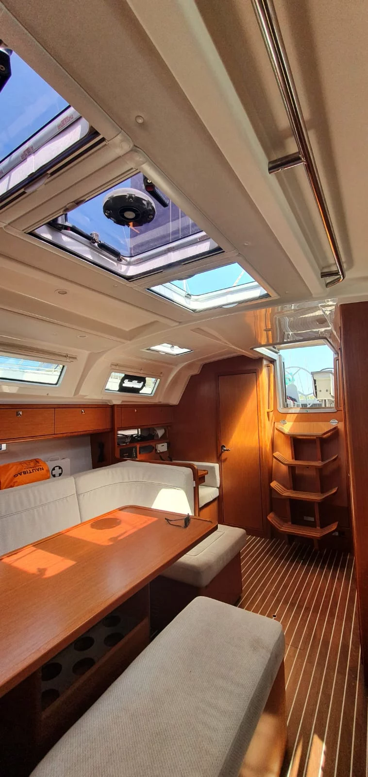 Bavaria Cruiser 41 (Surya)  - 2