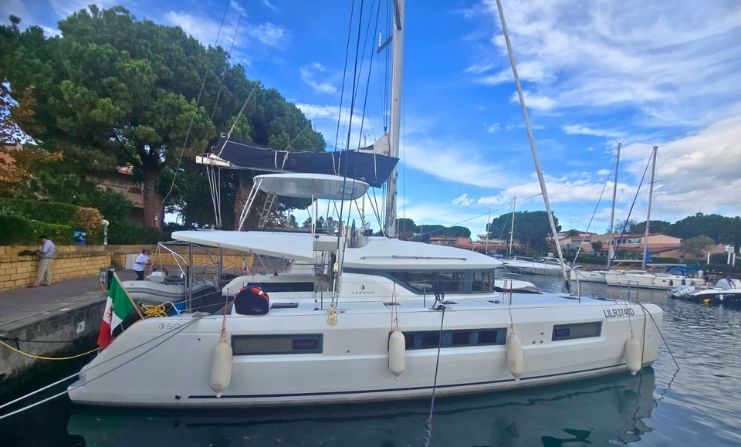 Lagoon 50 — photo 32