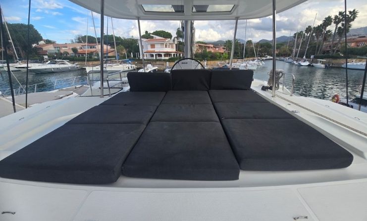 Lagoon 50 — photo 25