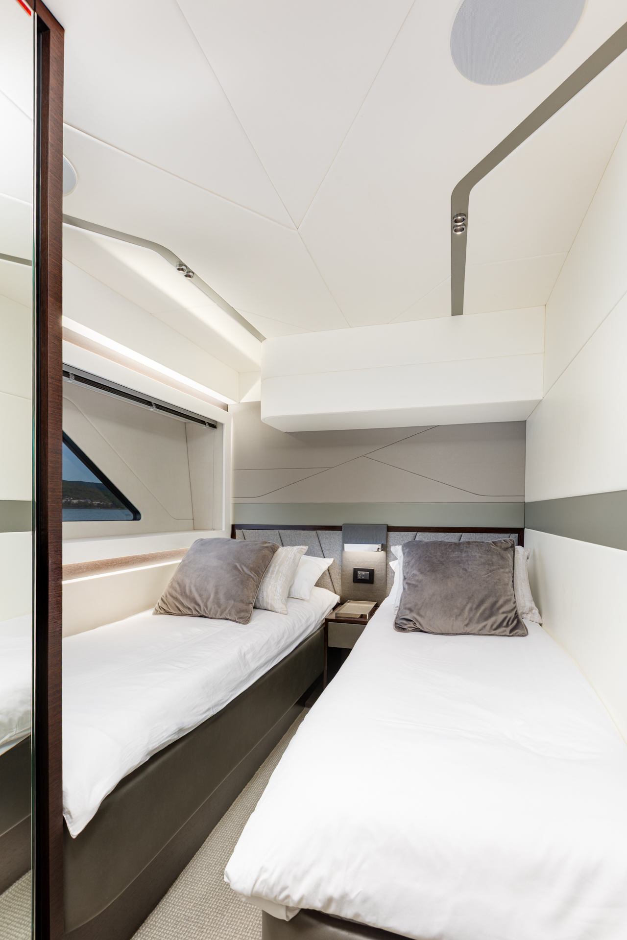 Sunseeker 65 — photo 33