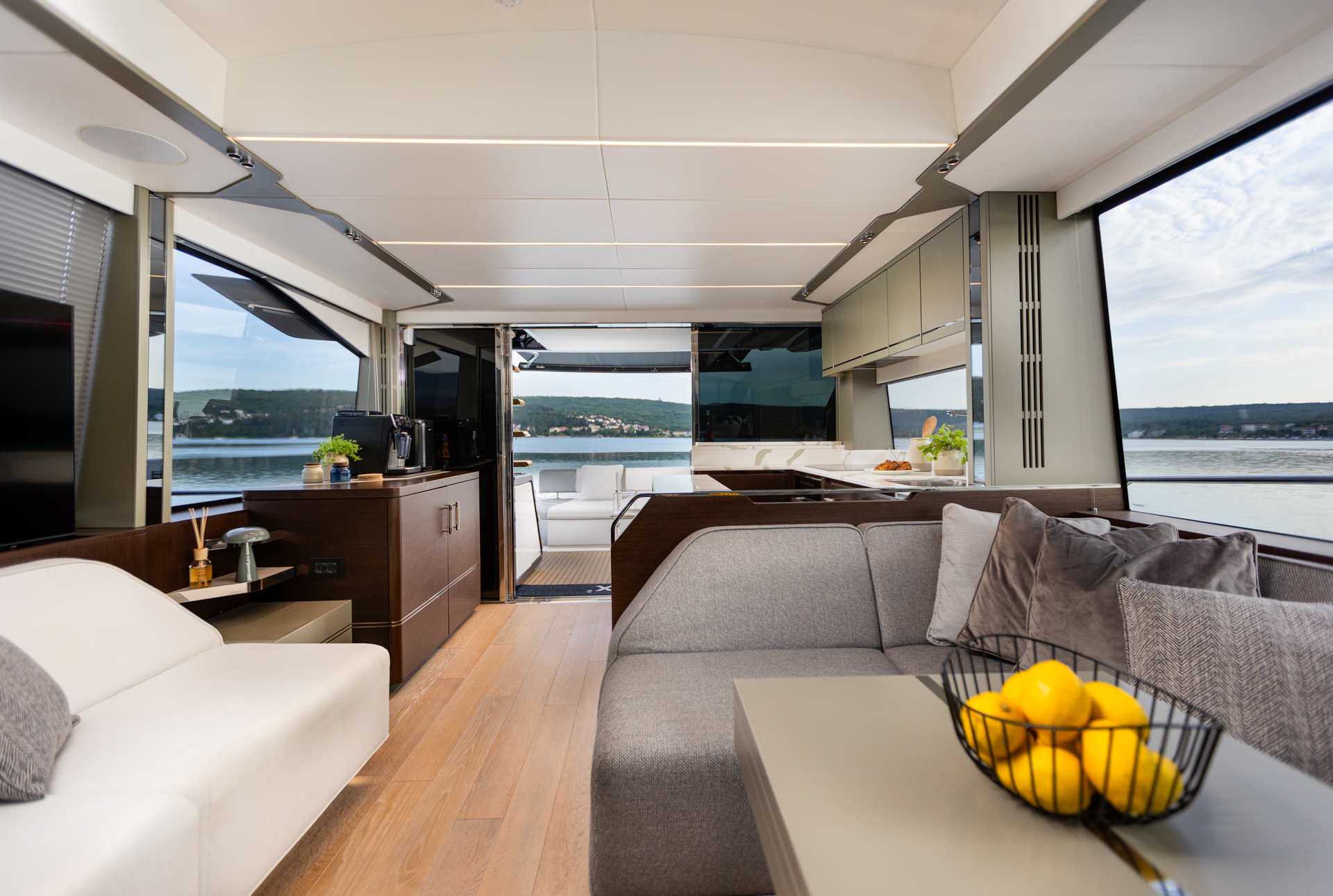 Sunseeker 65 — photo 16