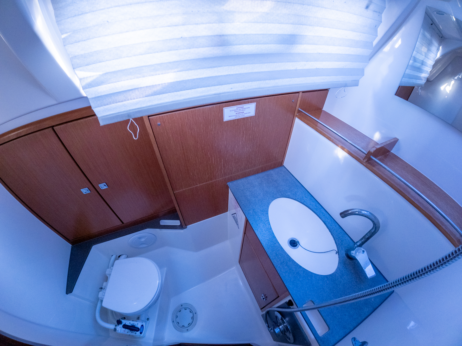 Bavaria Cruiser 37 — photo 14
