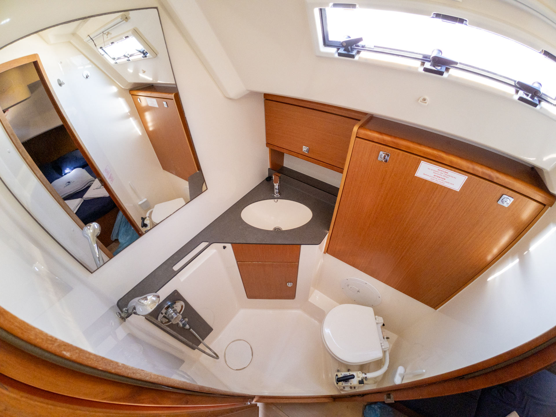 Bavaria 46 C — photo 2