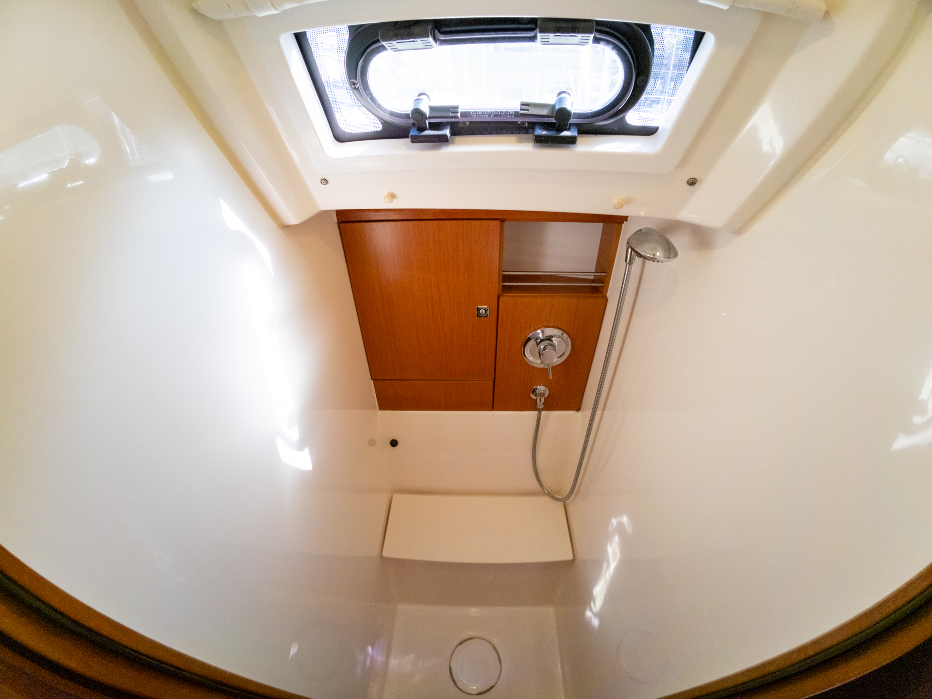 Bavaria 46 C — photo 18