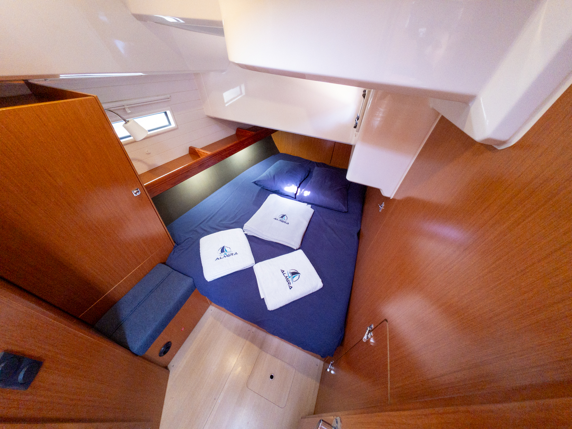 Bavaria 46 C — photo 6