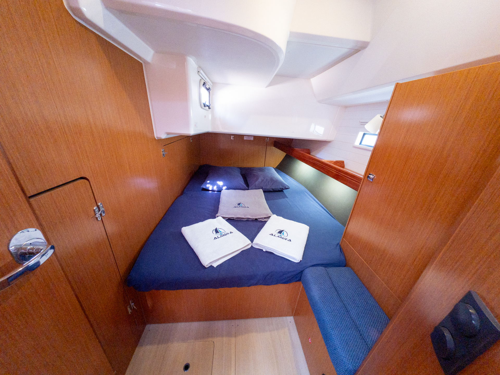 Bavaria 46 C — photo 23