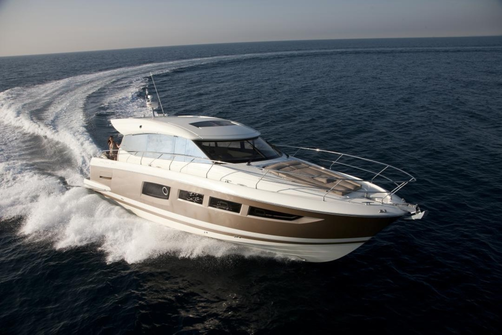 Prestige 440 S — photo 19