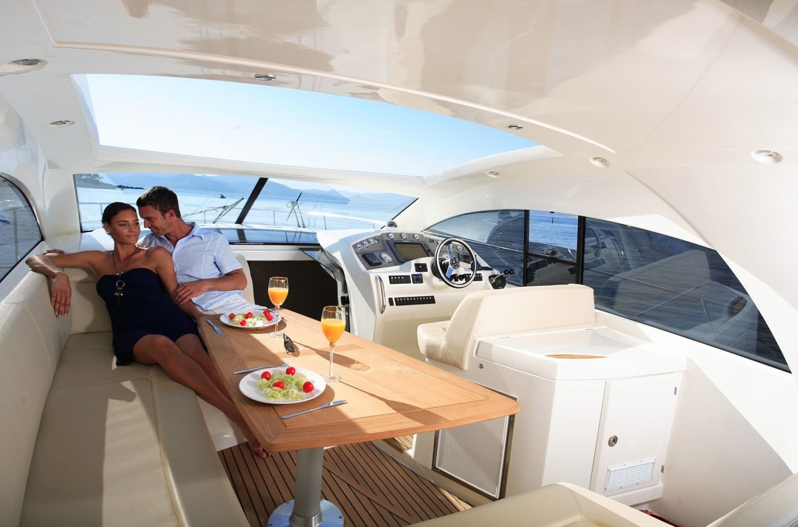 Prestige 440 S — photo 12