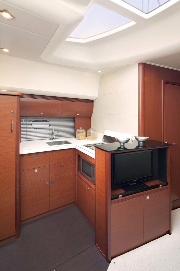 Prestige 440 S — photo 2