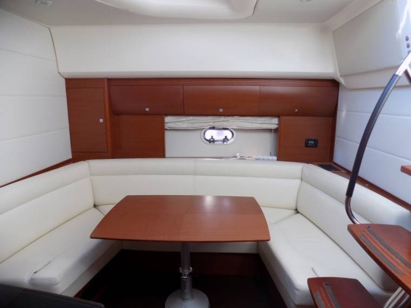 Prestige 440 S — photo 15