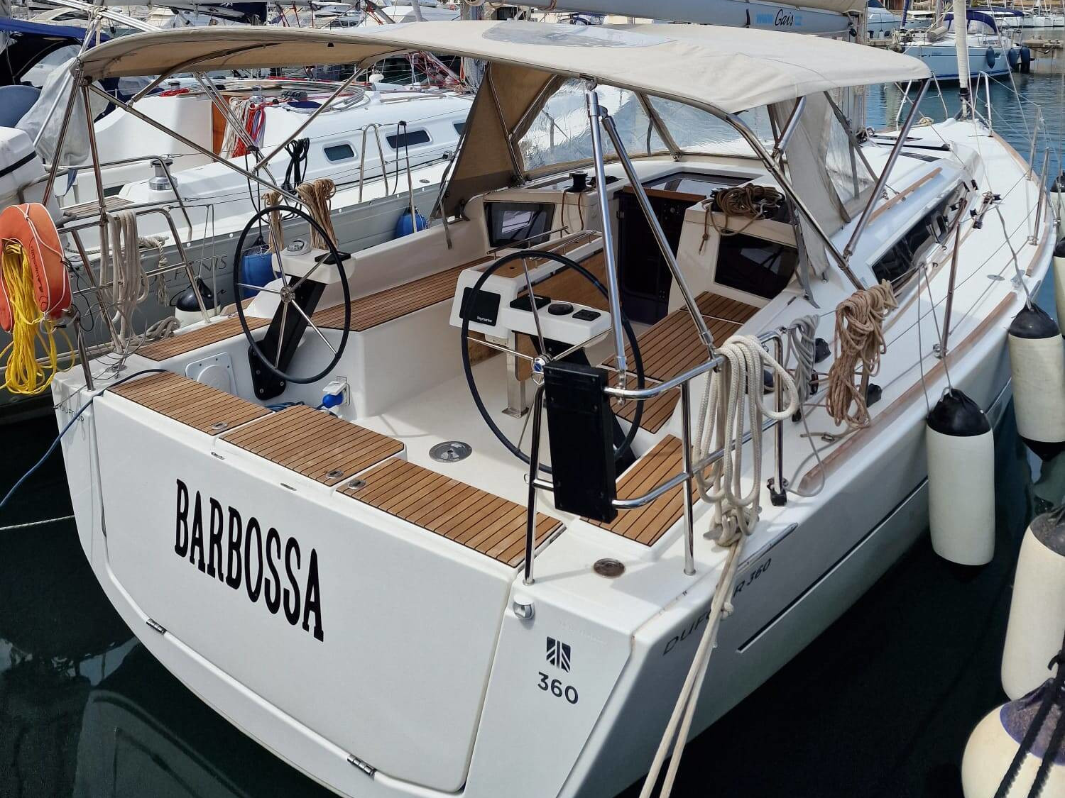 Dufour 360 — photo 1