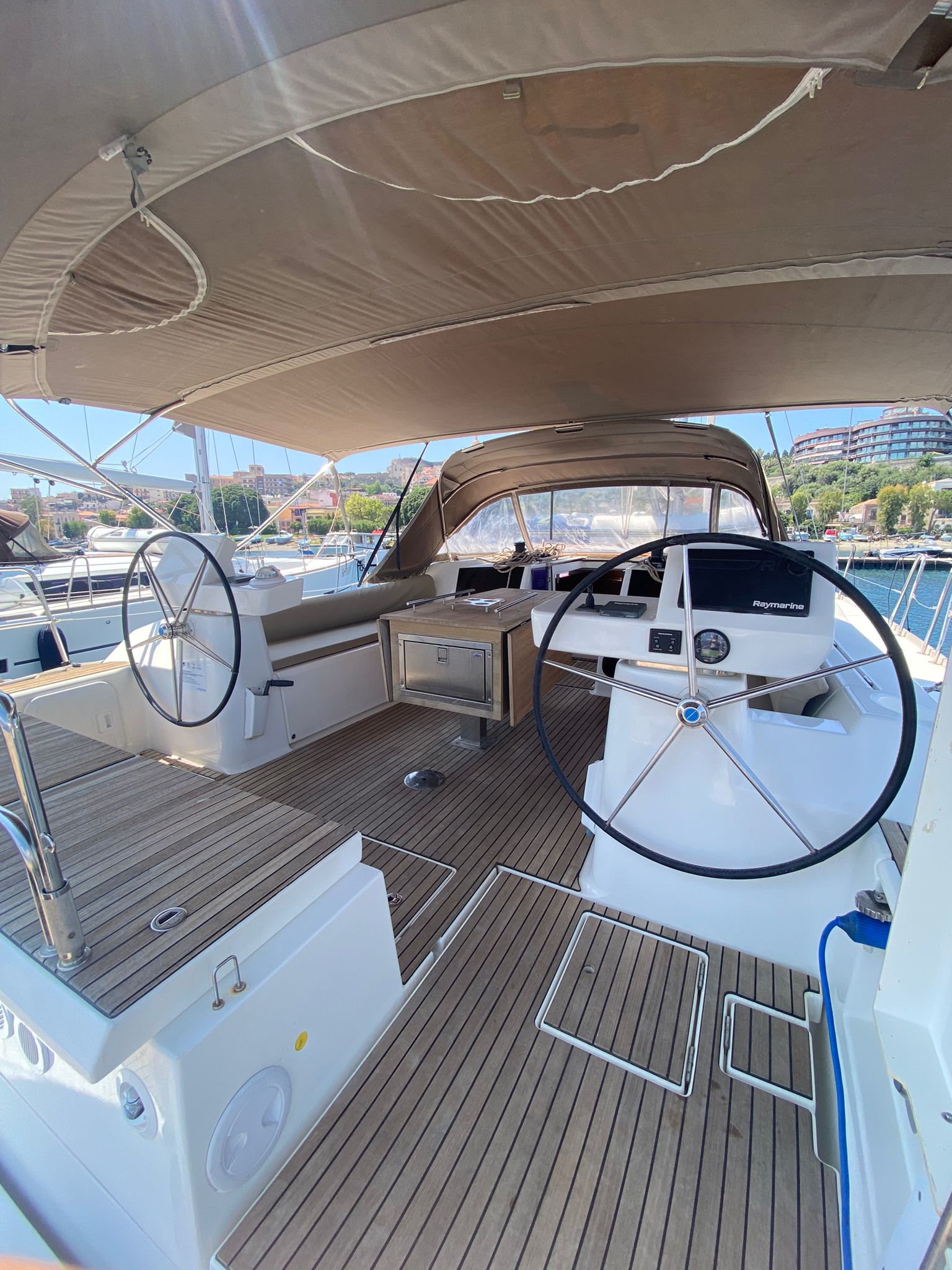 Dufour 520 Grand Large — photo 4