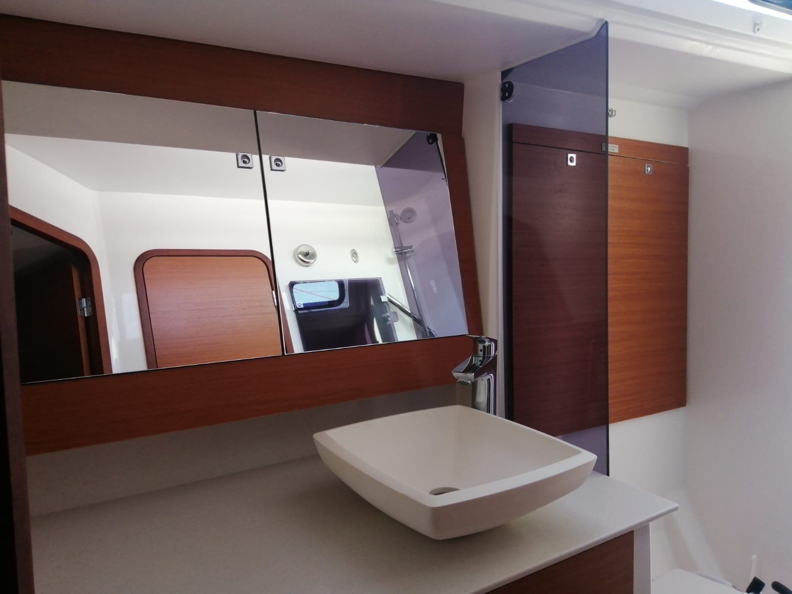 Dufour 520 Grand Large — photo 10