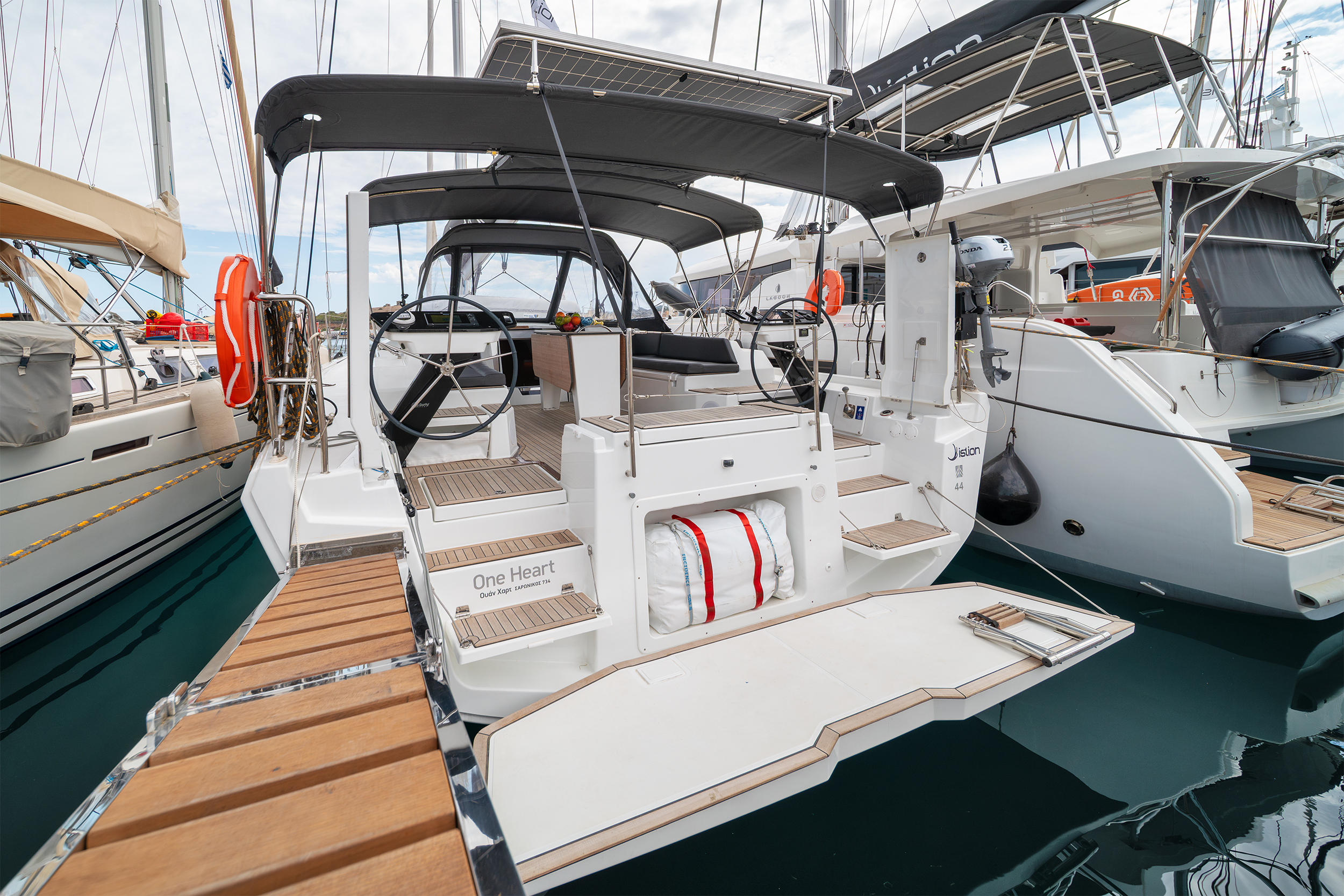 Dufour 44 — photo 8