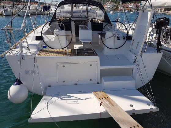 Dufour 460 Grand Large — photo 1