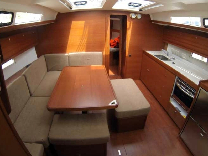 Dufour 460 Grand Large — photo 7