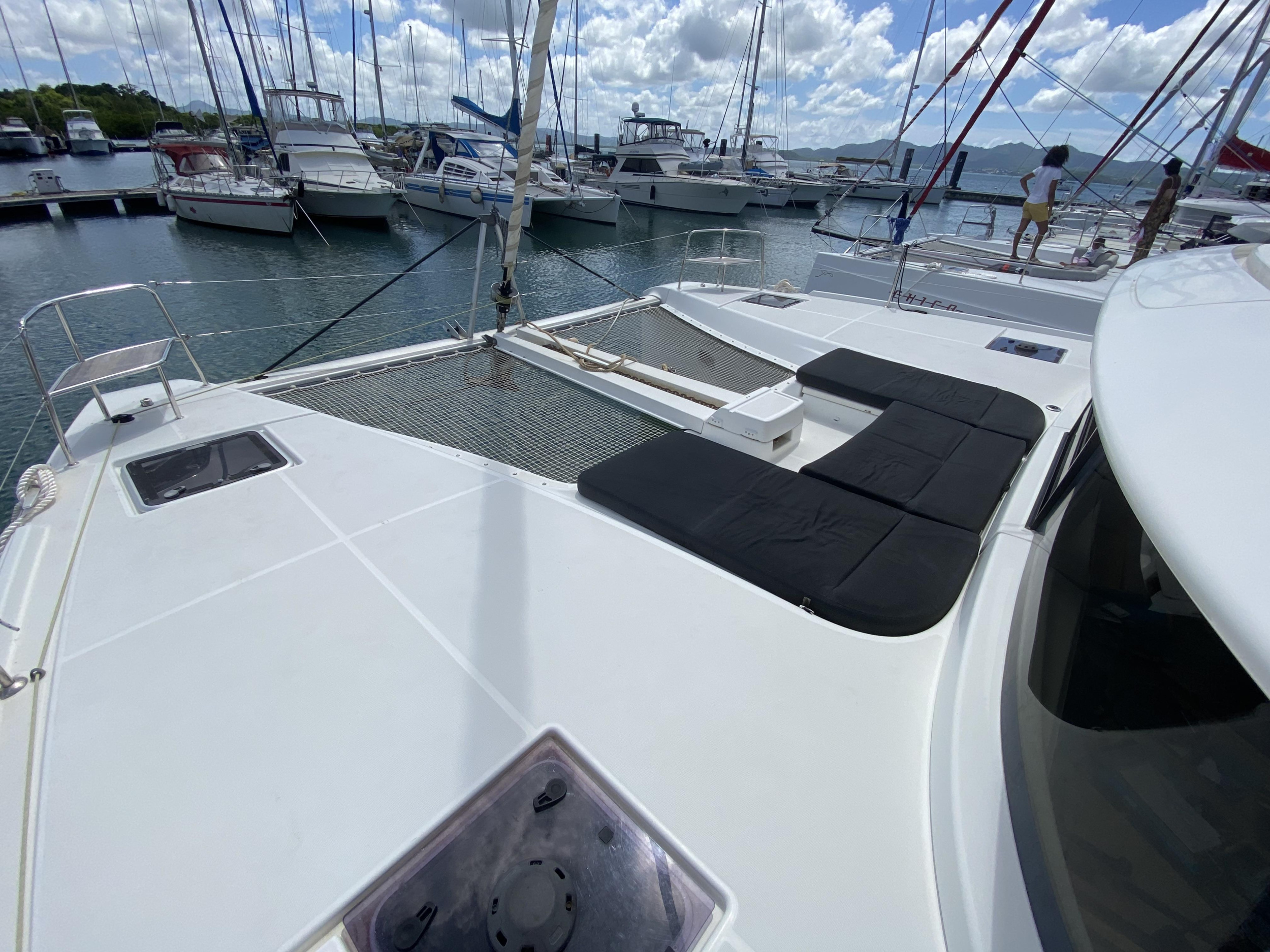 Lagoon 46 — photo 1