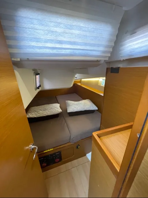 Sun Odyssey 490 — photo 4