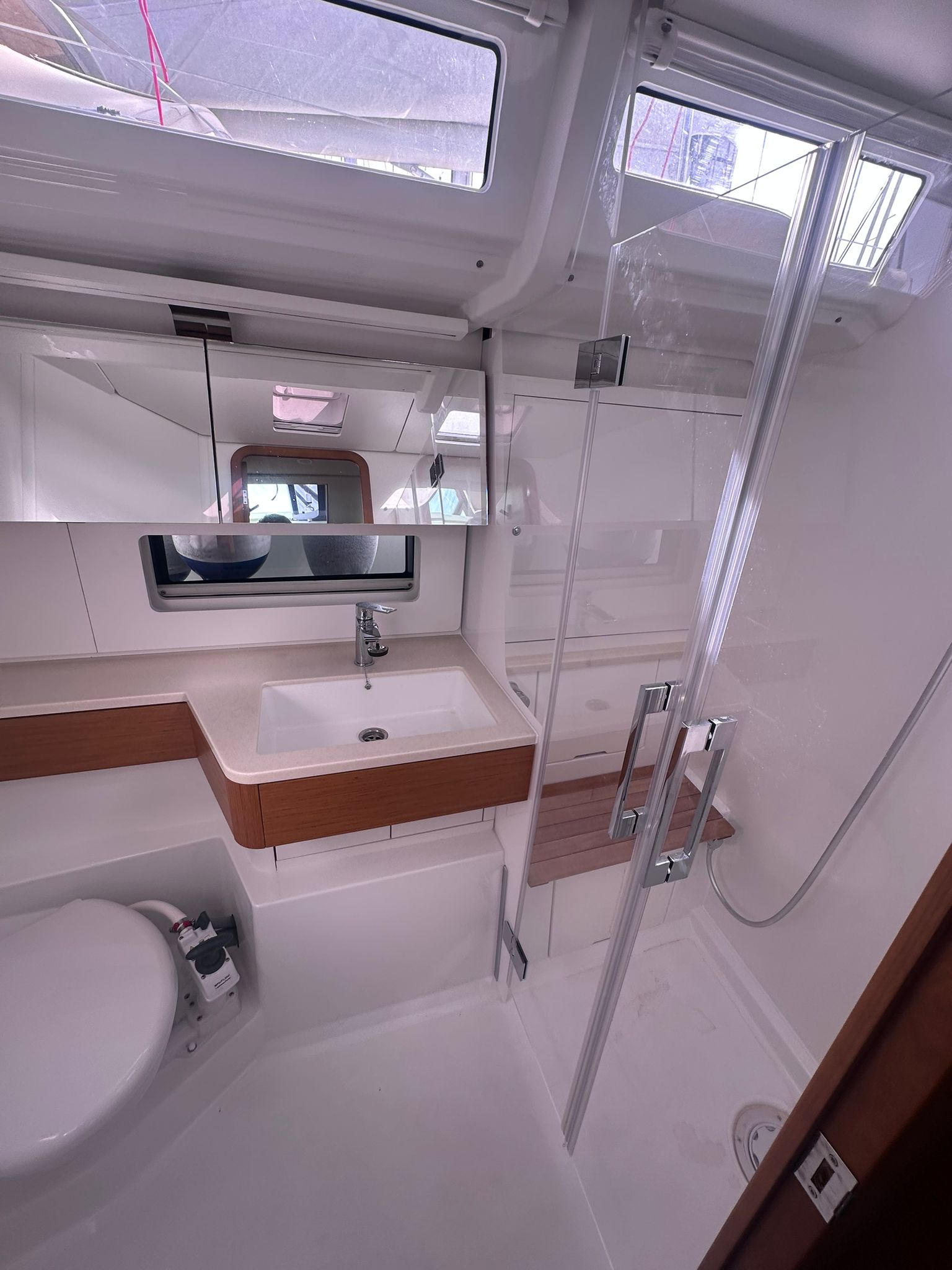Dufour 48 SAILBOAT — photo 9