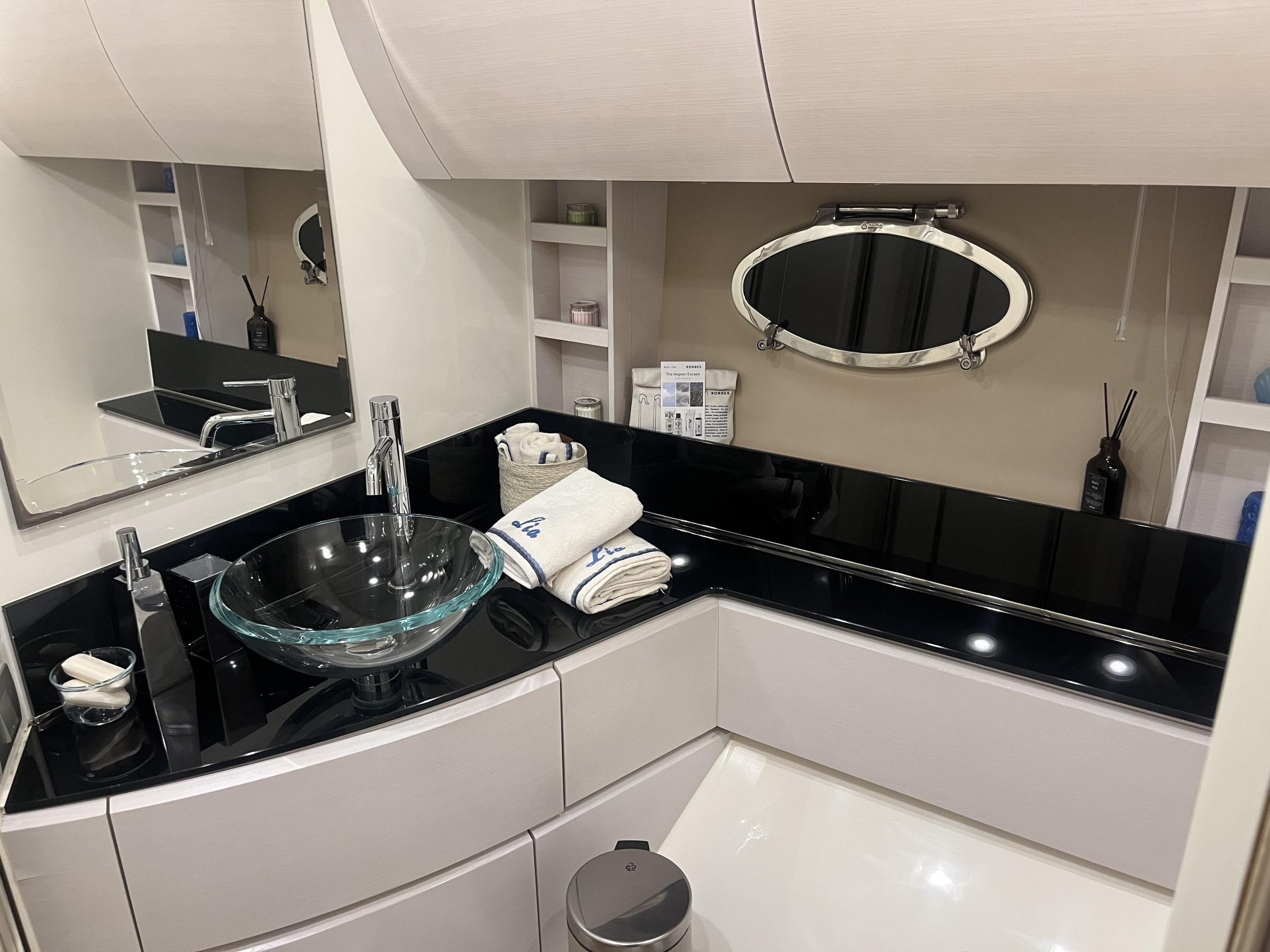 Azimut Atlantis 55 — photo 10