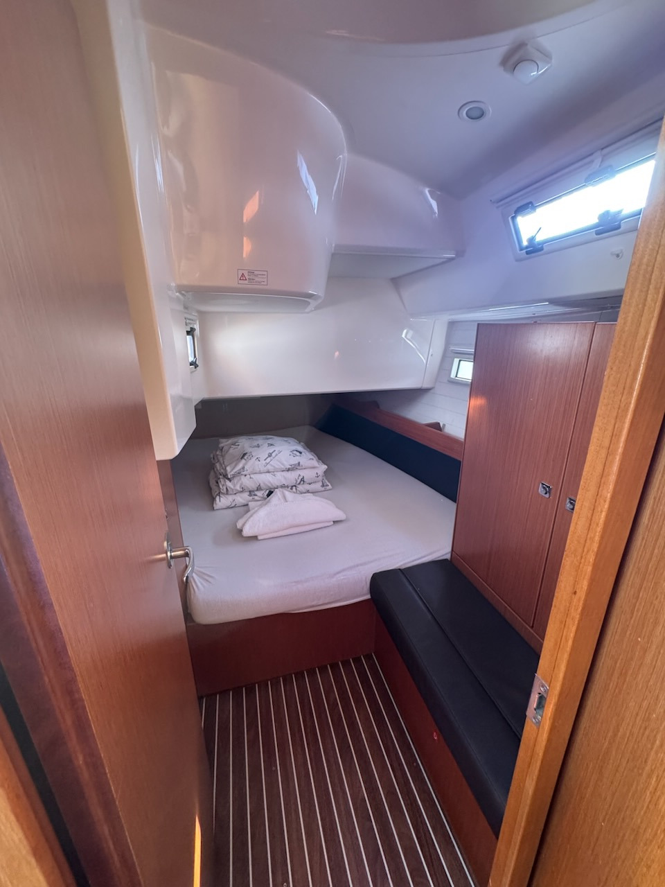 Bavaria Cruiser 41 — photo 12