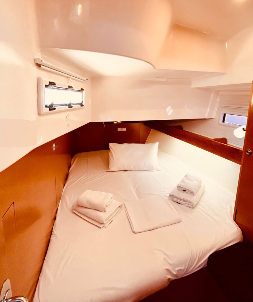 Bavaria Cruiser 45 — photo 6