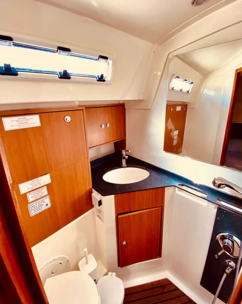 Bavaria Cruiser 45 — photo 4